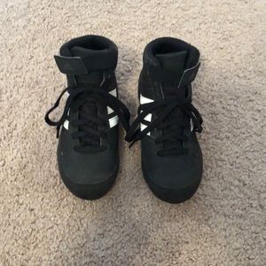 Adidas boys boxing sneakers